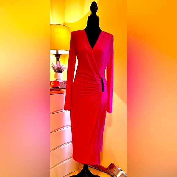 Pink dress by LaSuperbe - Picture 3 of 9